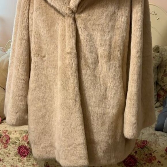 Donna Salyers Champagne Faux Fox Coat sz XL - Picture 16 of 16